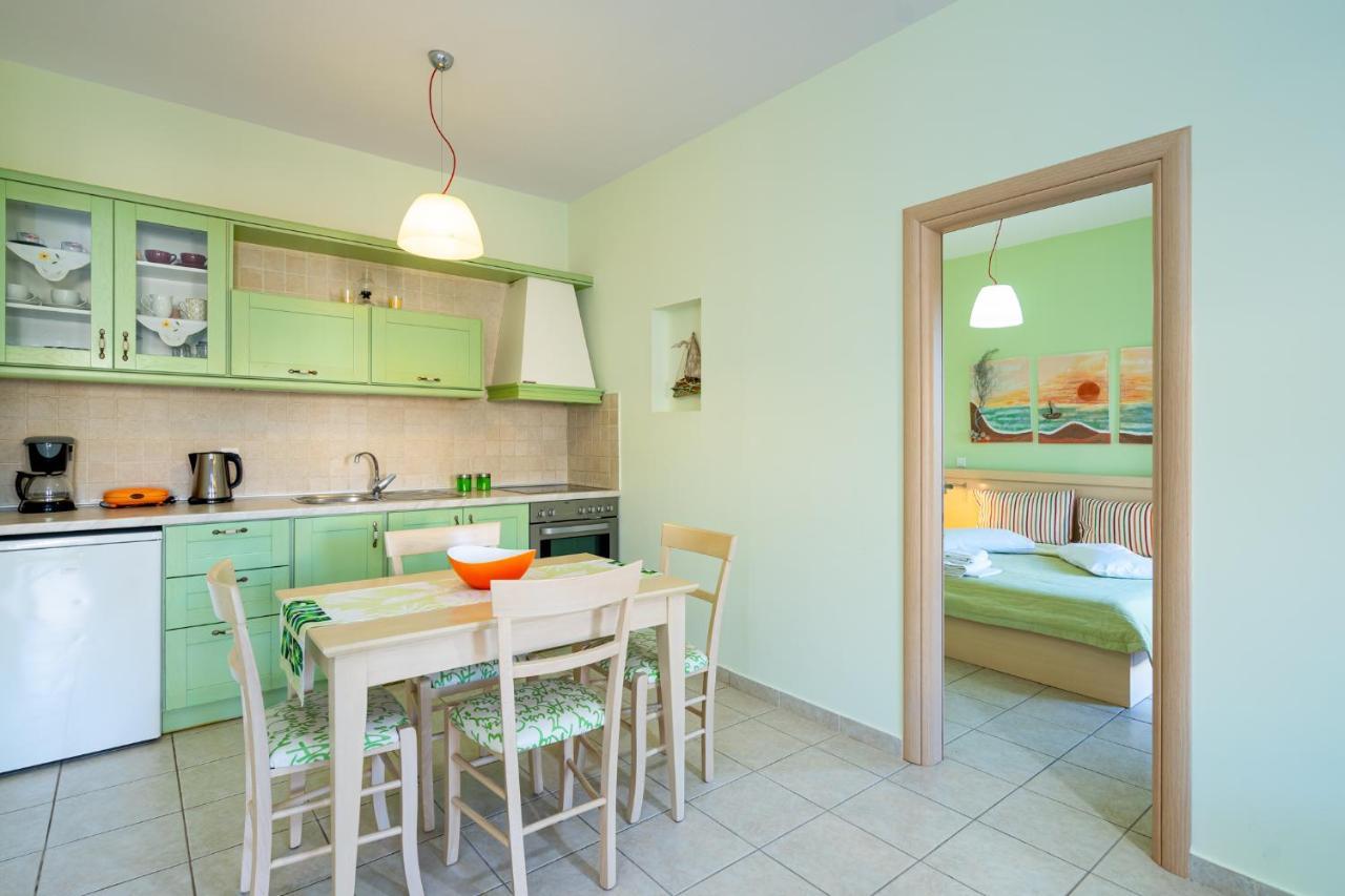 Georgia'S Apartments Kouremenos Beach Anevato Buitenkant foto